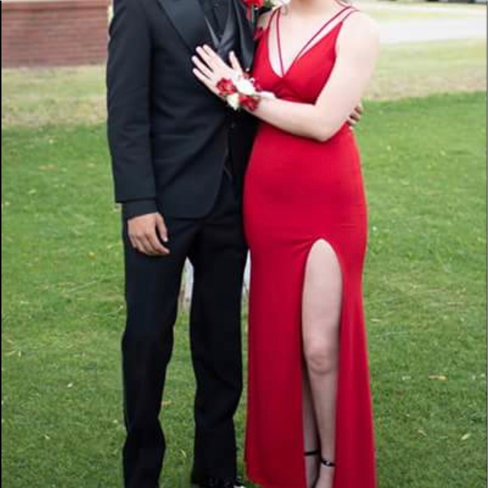 Red prom dress